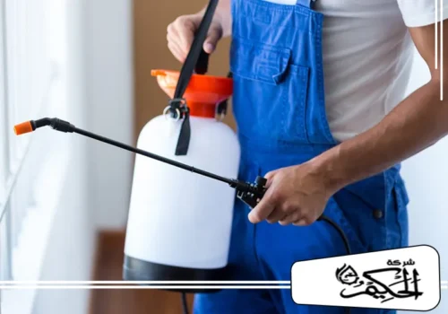 مكافحة حشرات عند فتحات النوافذ 0547842313 شركة الحكيم مكافحة حشرات دقيقة حول النوافذ للحد من دخول الحشرات وانتشارها داخل المكان