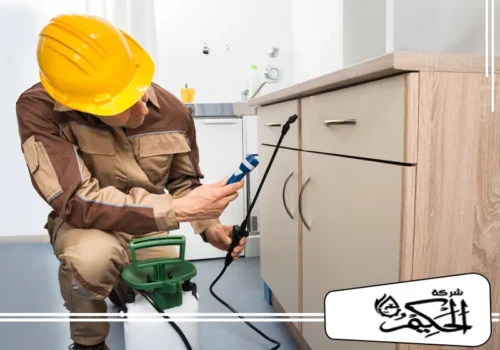 أفضل شركة مكافحة حشرات 0547842313 شركة الحكيم رش مبيدات للمنازل يستهدف زوايا الجدران وممرات الحشرات داخل المكان