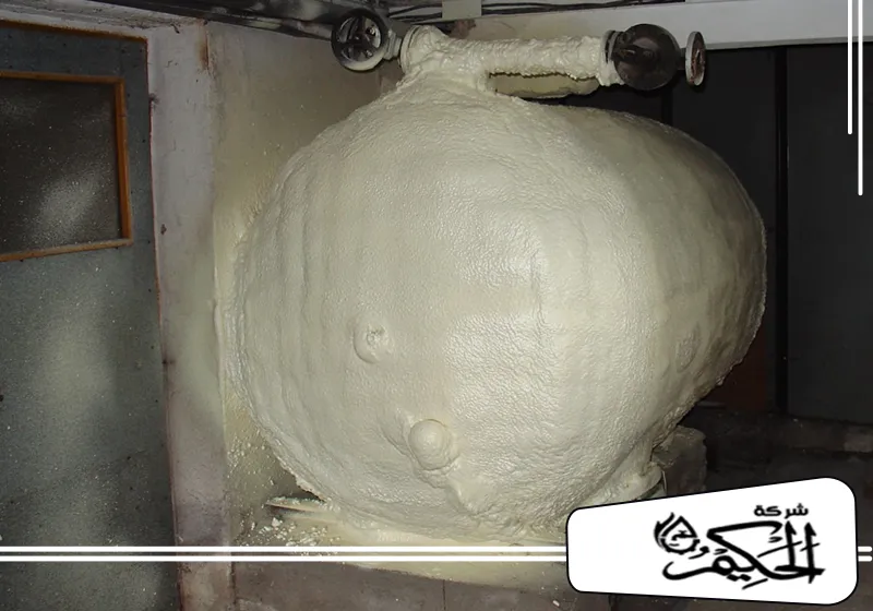 العزل الحراري للخزانات في الشارقة 0547842313 الحكيم استخدام تقنية عزل الفوم للخزانات لحمياتها من المؤثرات الخارجية